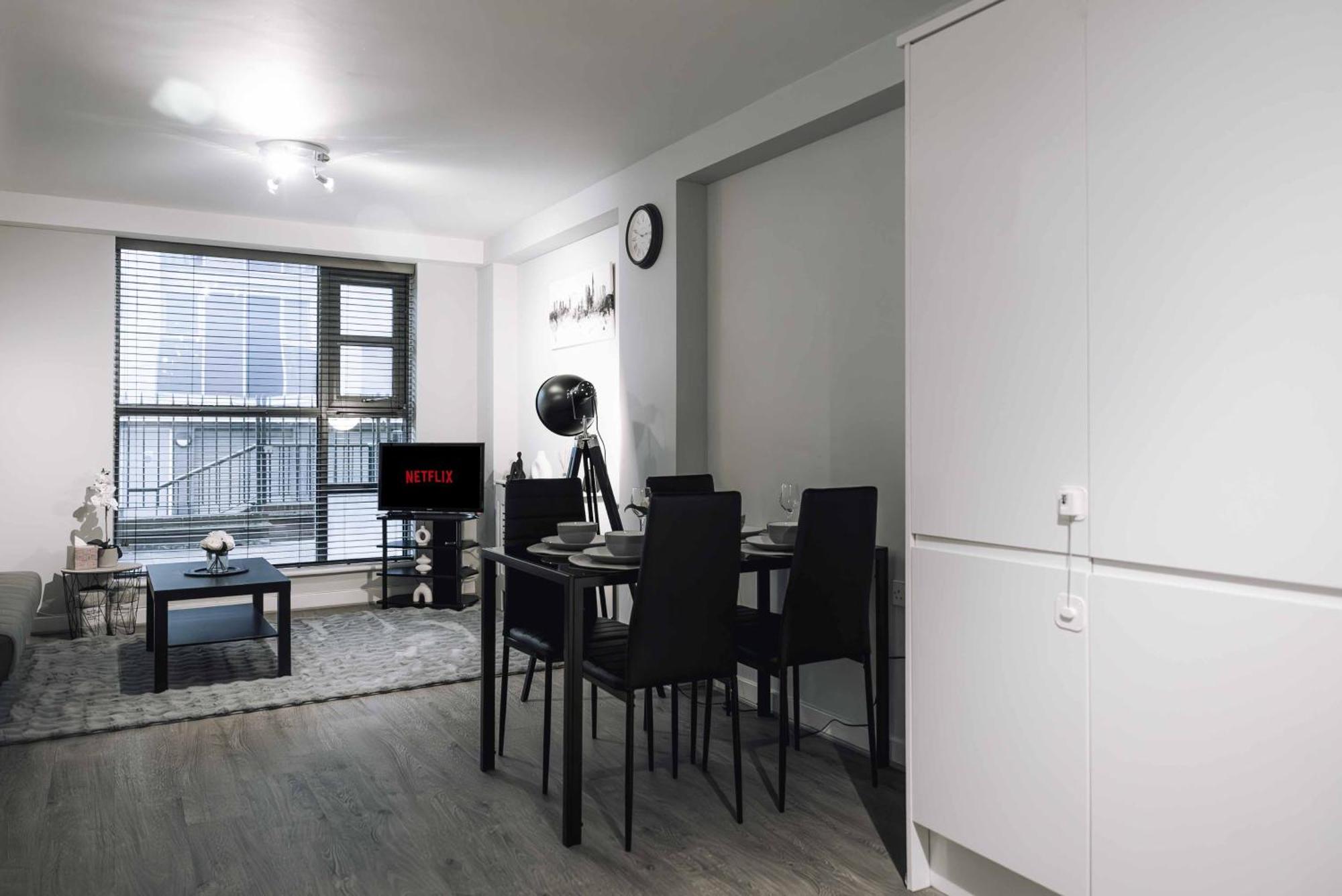 Executive 2 Bed Flat Near Stratford Station - Ideal For Corporate Stays Londra