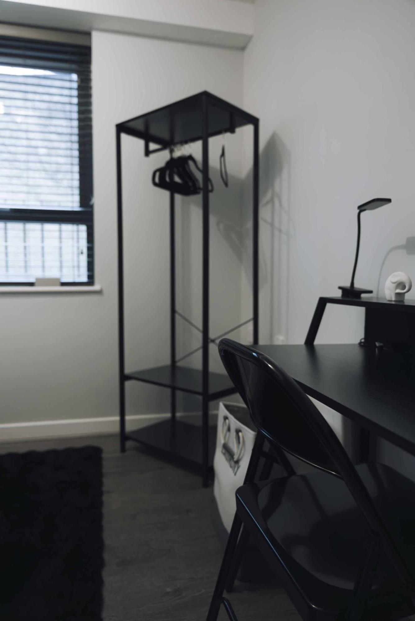 Executive 2 Bed Flat Near Stratford Station - Ideal For Corporate Stays Londra